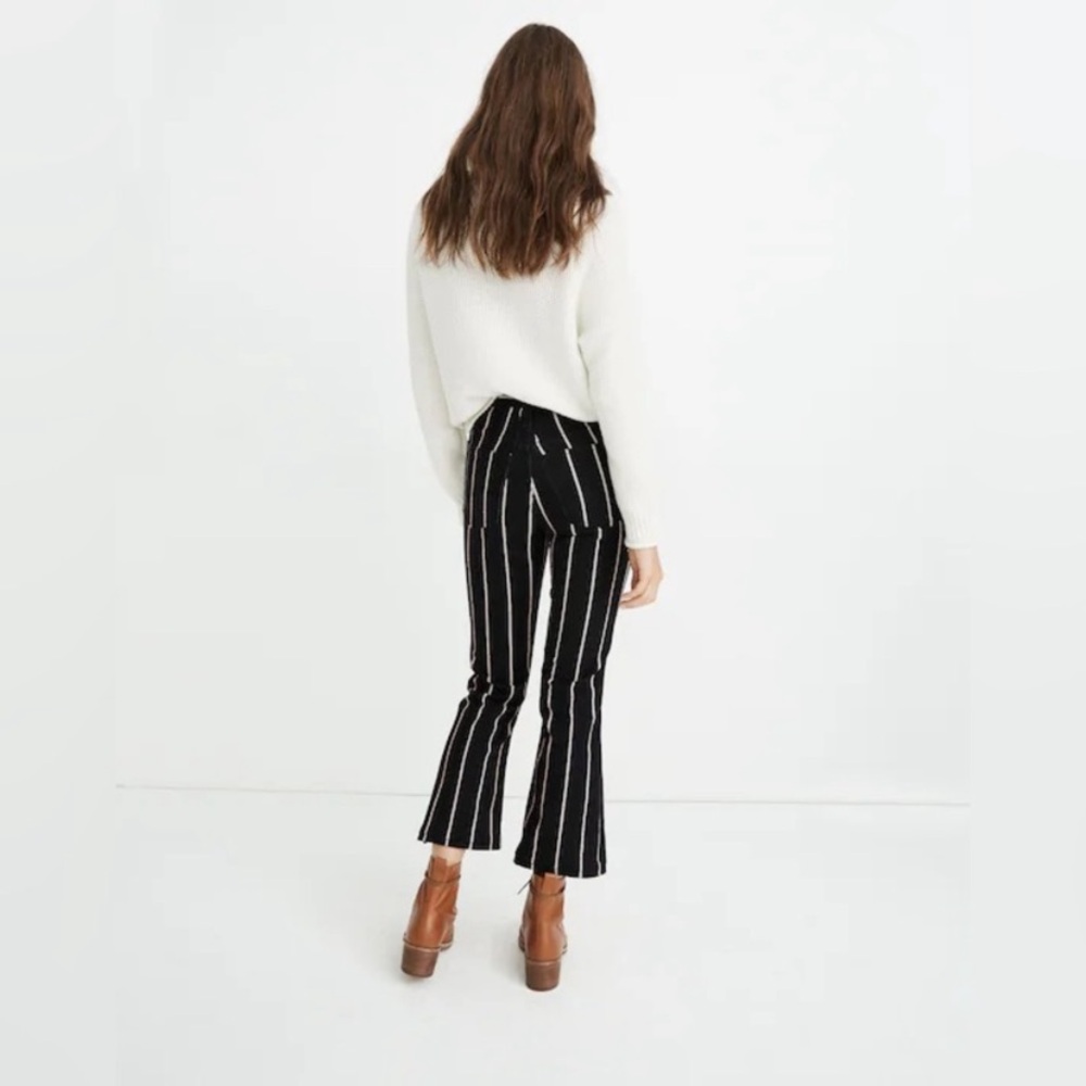 Madewell Cali Demi-Boot Jeans in Elsie Stripe high
rise black denim flare Sz 29 - Picture 5 of 15